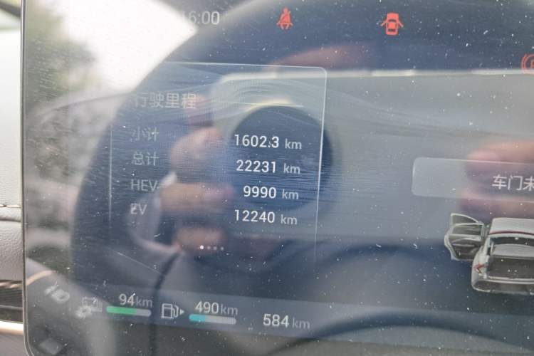 Used Wuling Xingguang 2025 150 km Smart Advanced Version Odometer Close Up