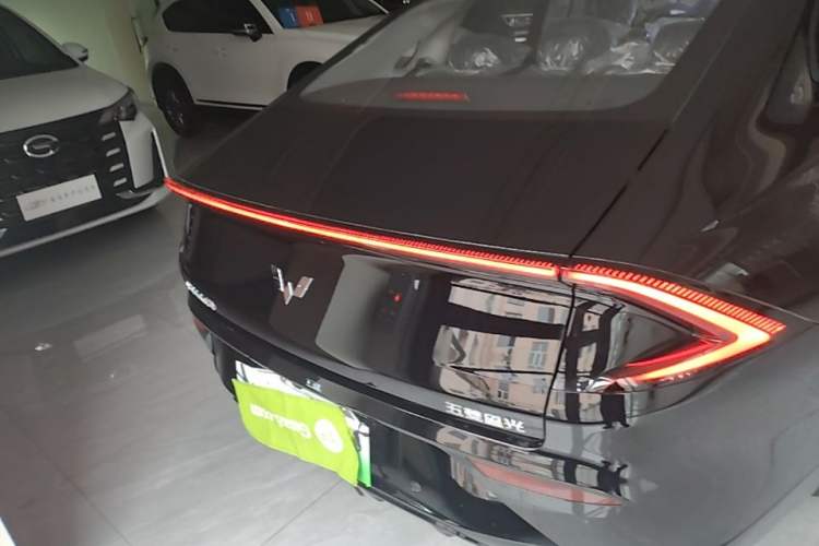 Used Wuling Xingguang 2025 70km Smart Standard Version Rear