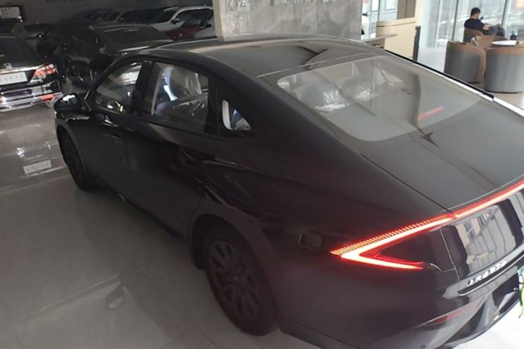 Used Wuling Xingguang 2025 70km Smart Standard Version Rear Left 45 Deg