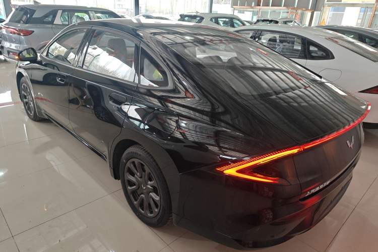 Used Wuling Xingguang 2025 70km Smart Standard Version Rear Left 45 Deg