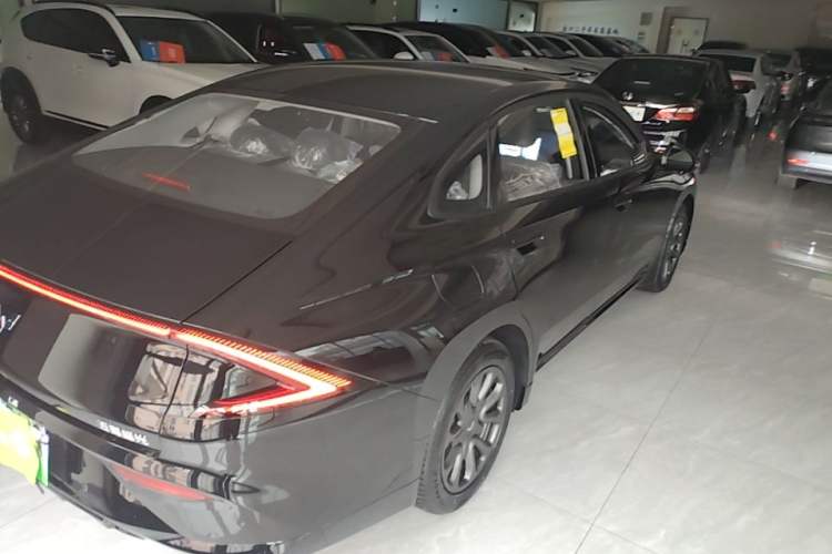 Used Wuling Xingguang 2025 70km Smart Standard Version Rear Right 45 Deg