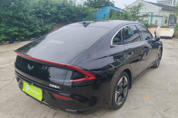 Used Wuling Xingguang 2025 610 km Smart Flagship Version Rear Right 45 Deg