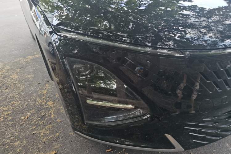 Used Wuling Xingguang 2025 70km Smart Standard Version Right Front Headlight