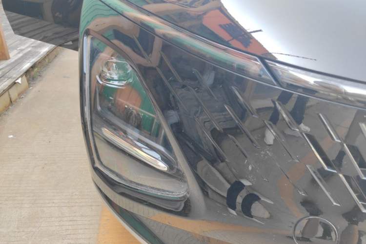 Used Wuling Xingguang 2025 150 km Smart Advanced Version Right Front Headlight