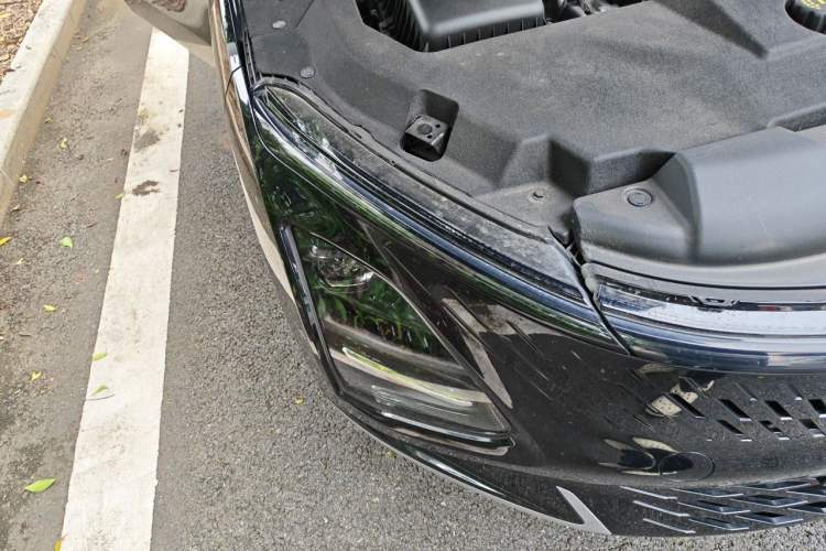Used Wuling Xingguang 2025 150 km Smart Advanced Version Right Front Headlight