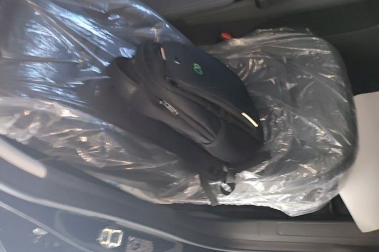 Used Wuling Xingguang 2025 70km Smart Standard Version Right Front Seat