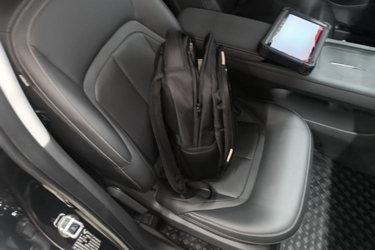 Used Wuling Xingguang 2025 70km Smart Standard Version Right Front Seat