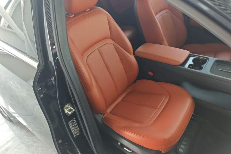 Used Wuling Xingguang 2025 610 km Smart Flagship Version Right Front Seat