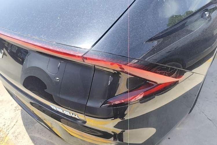 Used Wuling Xingguang 2025 510 km Advanced Smart Version Right Rear Taillight