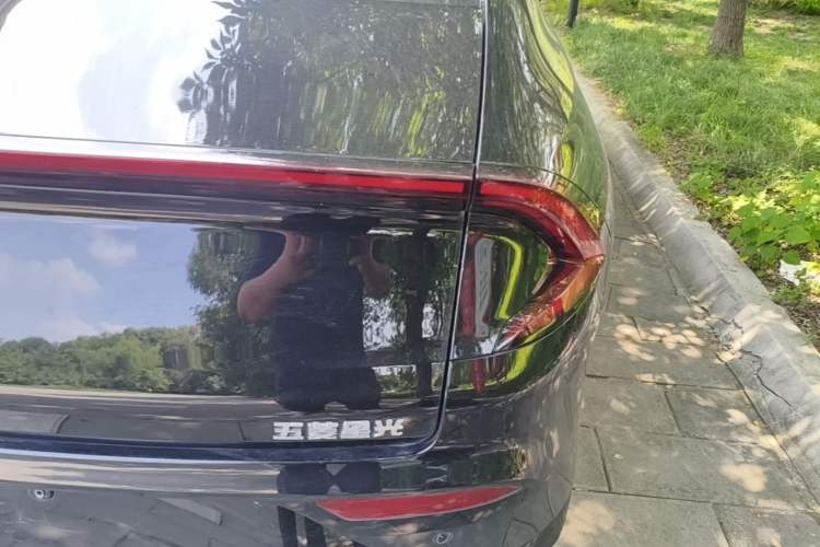 Used Wuling Xingguang 2025 610 km Smart Flagship Version Right Rear Taillight