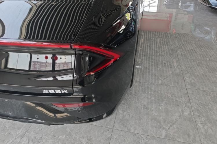 Used Wuling Xingguang 2025 610 km Smart Flagship Version Right Rear Taillight