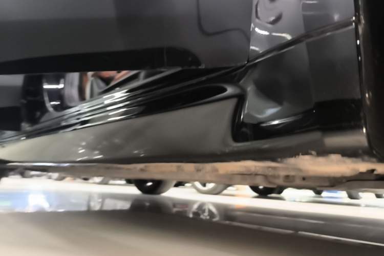 Used Wuling Xingguang 2025 610 km Smart Flagship Version Right Side Sill