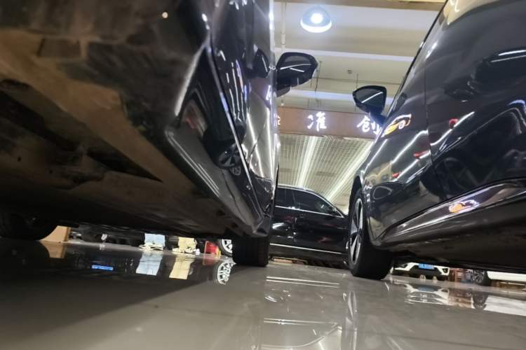 Used Wuling Xingguang 2025 610 km Smart Flagship Version Right Side Sill