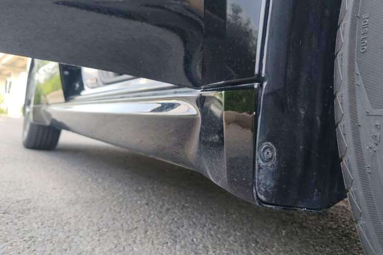 Used Wuling Xingguang 2025 610 km Smart Flagship Version Right Side Sill
