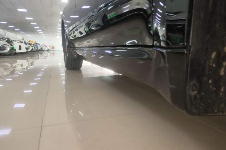 Used Wuling Xingguang 2025 610 km Smart Flagship Version Right Side Sill