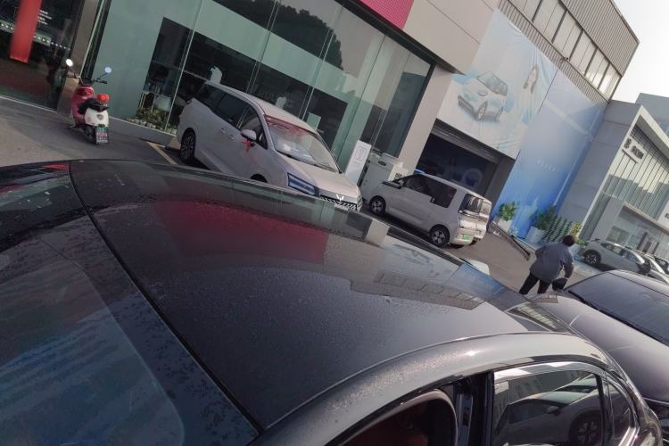 Used Wuling Xingguang 2025 610 km Smart Flagship Version Roof