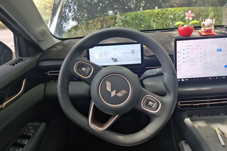 Used Wuling Xingguang 2025 70km Smart Standard Version Steering Wheel