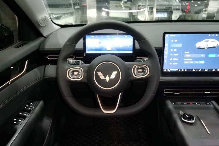 Used Wuling Xingguang 2025 70km Smart Standard Version Steering Wheel