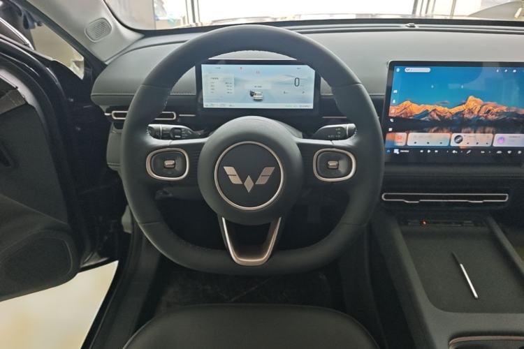 Used Wuling Xingguang 2025 70km Smart Standard Version Steering Wheel