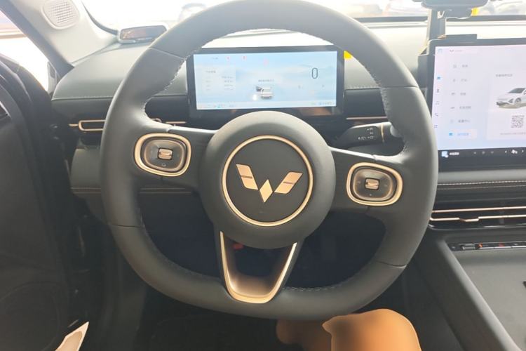 Used Wuling Xingguang 2025 70km Smart Standard Version Steering Wheel