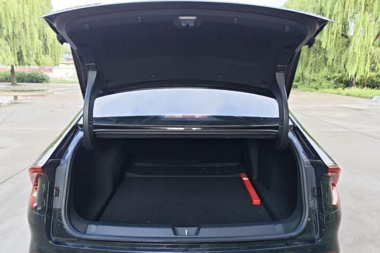 Used Wuling Xingguang 2025 610 km Smart Flagship Version Trunk