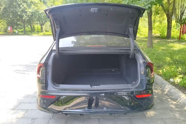Used Wuling Xingguang 2025 610 km Smart Flagship Version Trunk