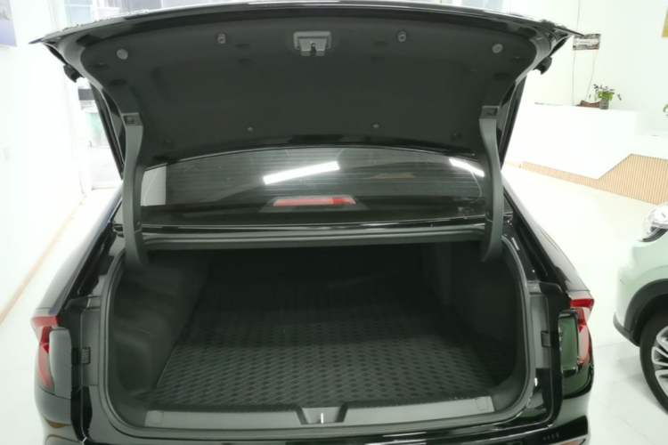 Used Wuling Xingguang 2025 70km Smart Standard Version Trunk