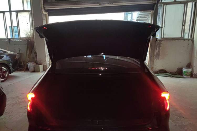 Used Wuling Xingguang 2025 610 km Smart Flagship Version Trunk