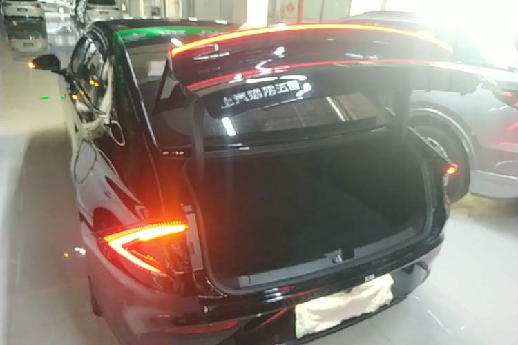 Used Wuling Xingguang 2025 150 km Smart Advanced Version Trunk