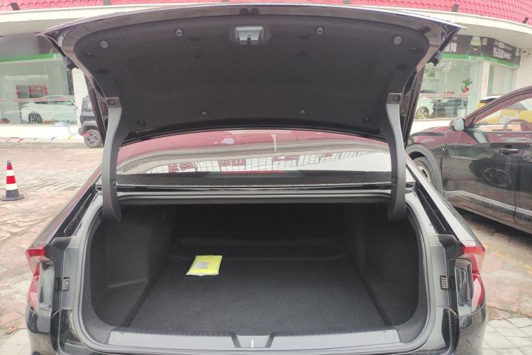 Used Wuling Xingguang 2025 610 km Smart Flagship Version Trunk