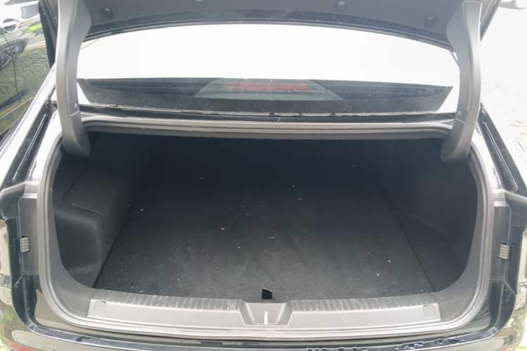 Used Wuling Xingguang 2025 150 km Smart Pilot Version Trunk