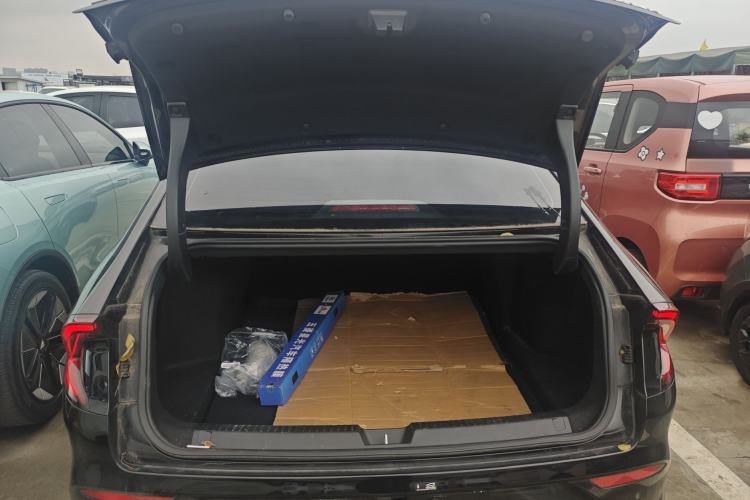 Used Wuling Xingguang 2025 610 km Smart Flagship Version Trunk