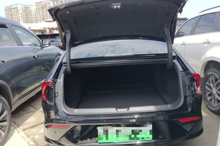 Used Wuling Xingguang 2025 610 km Smart Flagship Version Trunk