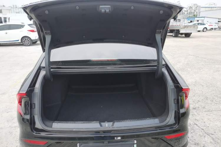 Used Wuling Xingguang 2025 610 km Smart Flagship Version Trunk