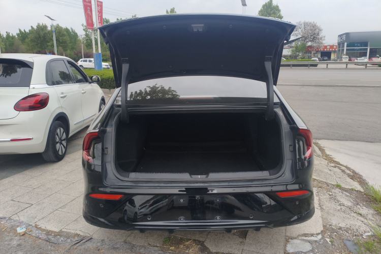 Used Wuling Xingguang 2025 610 km Smart Flagship Version Trunk