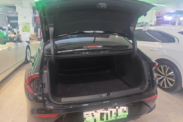 Used Wuling Xingguang 2025 610 km Smart Flagship Version Trunk