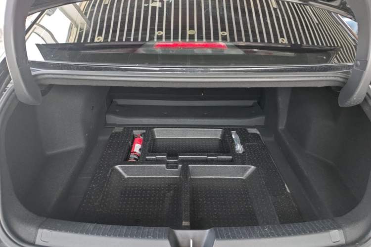 Used Wuling Xingguang 2025 610 km Smart Flagship Version Trunk