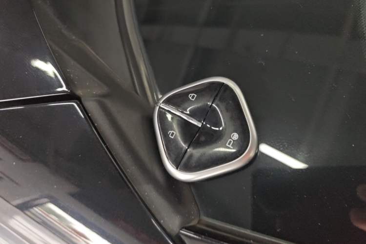 Used Wuling Xingguang 2025 610 km Smart Flagship Version Vehicle Key