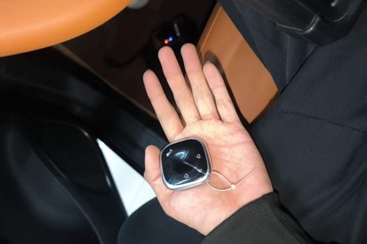 Used Wuling Xingguang 2025 610 km Smart Flagship Version Vehicle Key