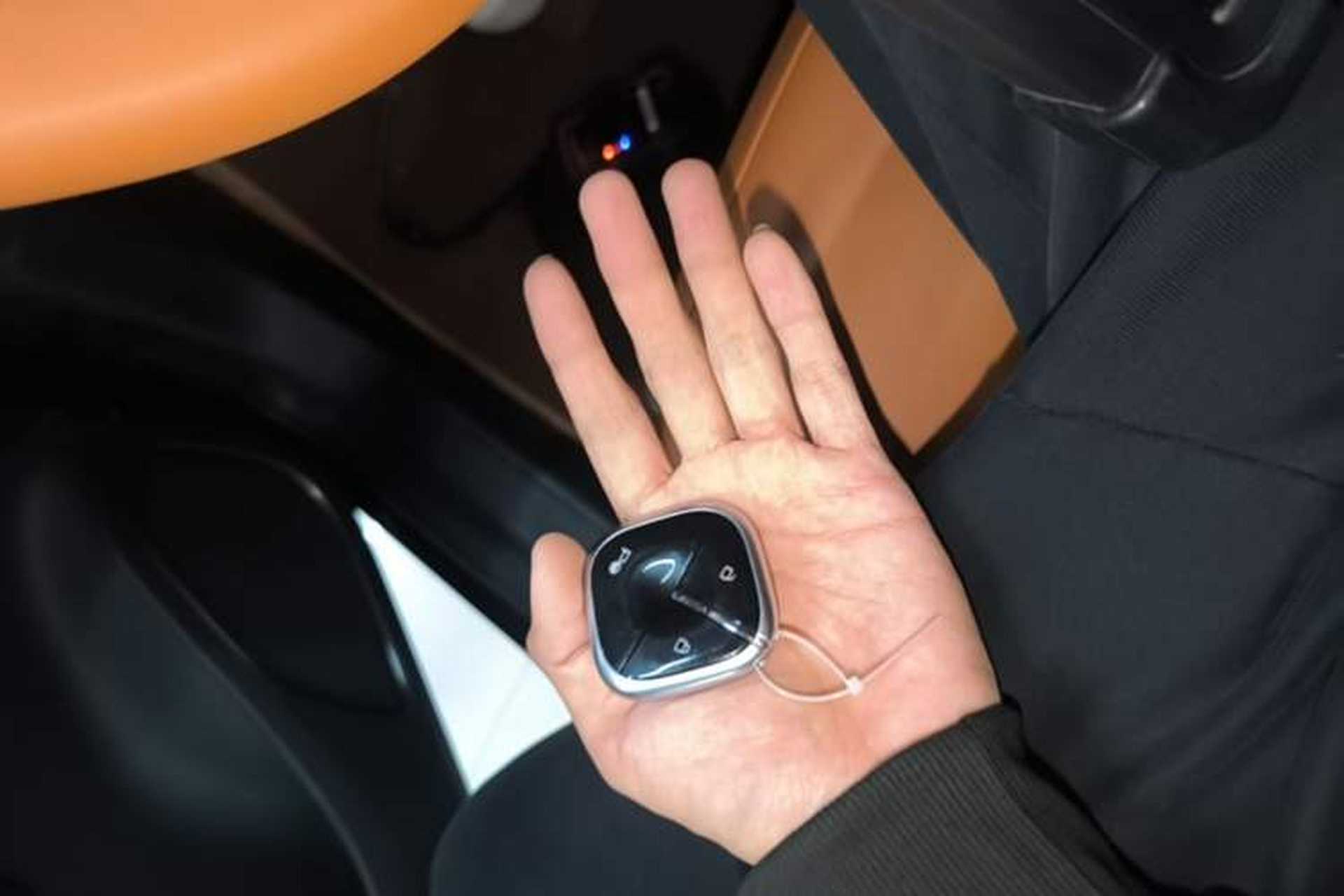 Used Wuling Xingguang 2025 610 km Smart Flagship Version Vehicle Key
