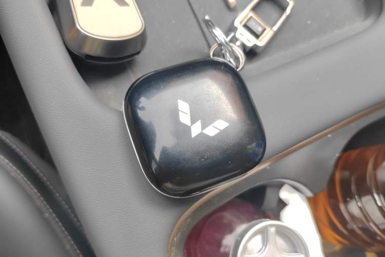 Used Wuling Xingguang 2025 150 km Smart Advanced Version Vehicle Key