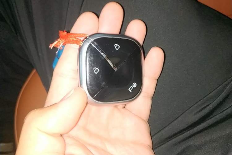 Used Wuling Xingguang 2025 610 km Smart Flagship Version Vehicle Key