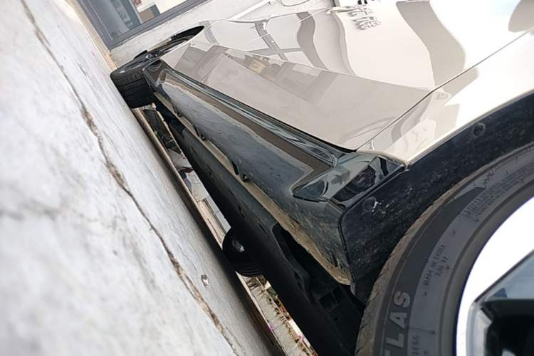 Used Wuling Xingguang 2025 610 km Smart Flagship Version Right Side Sill