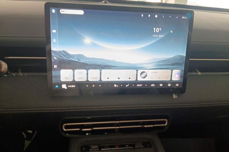 Used Wuling Xingguang 2025 70km Smart Standard Version Audio And AC Panel