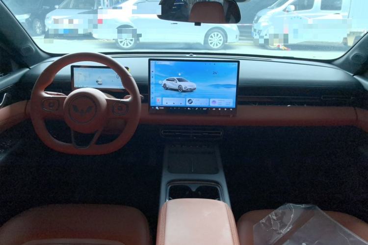 Used Wuling Xingguang 2025 150 km Smart Pilot Version Center Console