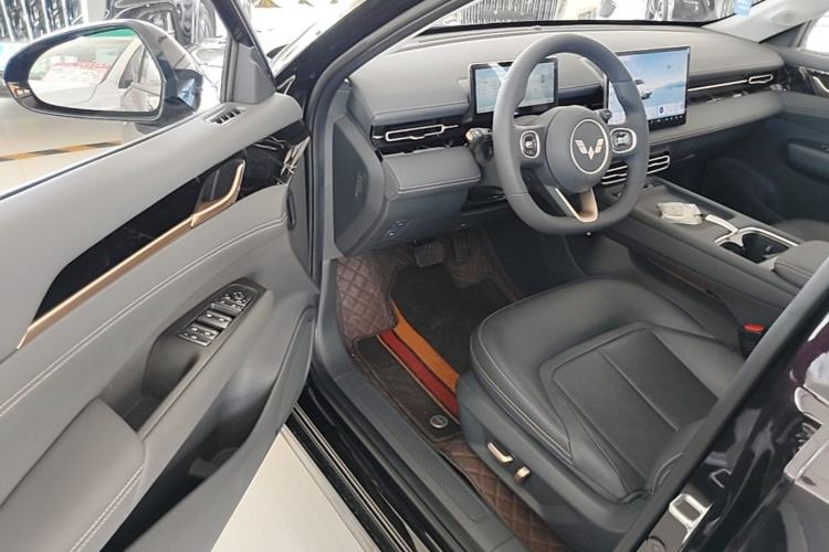Used Wuling Xingguang 2025 70km Smart Standard Version Driver Seat