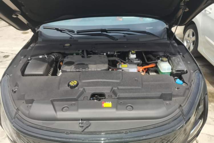 Used Wuling Xingguang 2025 150 km Smart Pilot Version Engine Bay