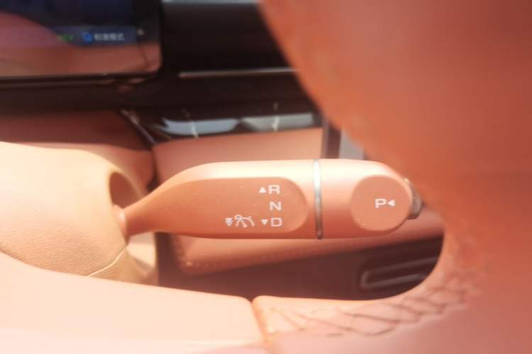 Used Wuling Xingguang 2025 150 km Smart Pilot Version Gear Lever