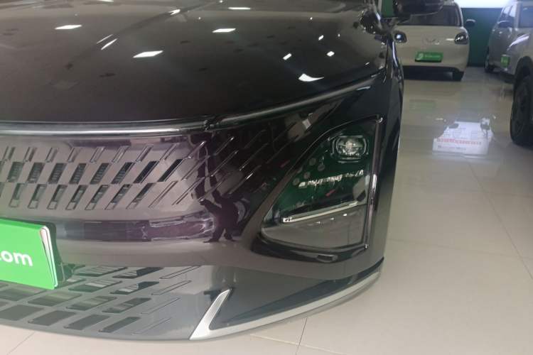 Used Wuling Xingguang 2025 70km Smart Standard Version Left Front Headlight