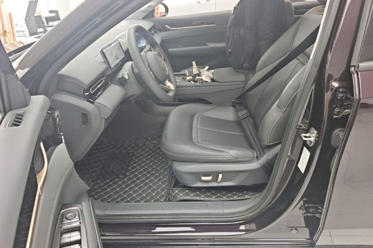 Used Wuling Xingguang 2025 70km Smart Standard Version Left Front Seat